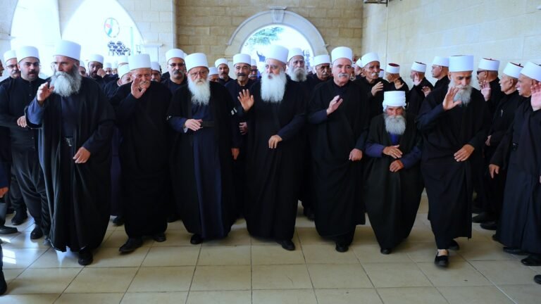 بالصور: دروز فلسطين أحيوا الزيارة السنوية لمقام سبلان