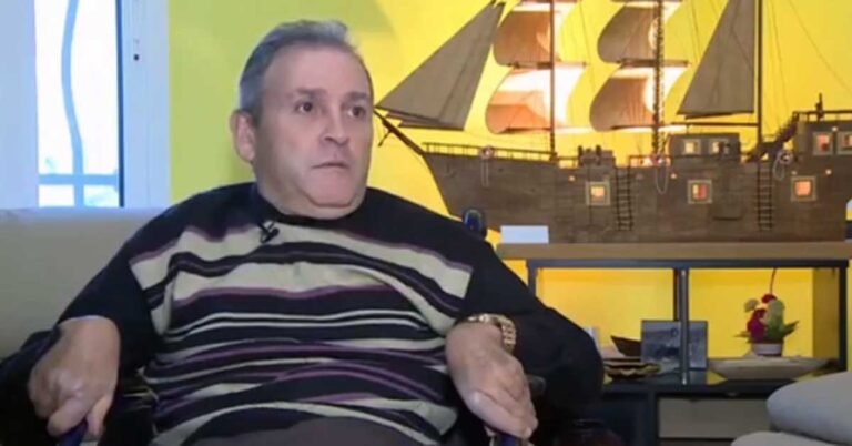 أبدَع بعيدان كبريت فقط.. بسام أبو بركة فنان انتصر على الحياة مرتين