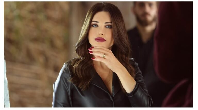 منى أبو حمزة… نجمة إعلامية متألّقة