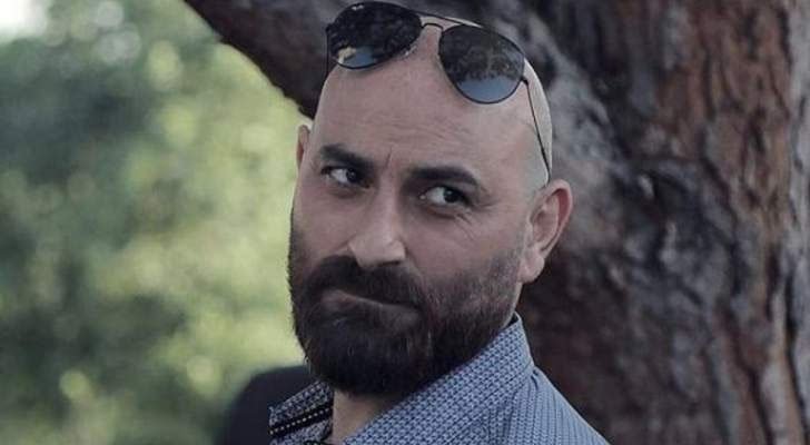 شادي الصفدي: إبداع في التمثيل والغناء وعزف العود الممثل شادي صفدي