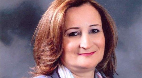 وفاء عابد: مناضلة دافعت عن حقوق المرأة والإنسان