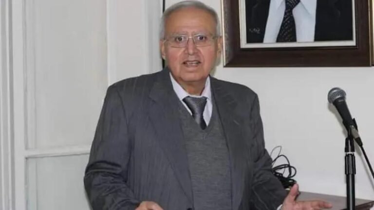 الشاعر عصمت حسان… مؤسّس منتدى شواطئ الأدب الشاعر عصمت حسان... مؤسّس منتدى شواطئ الأدب
