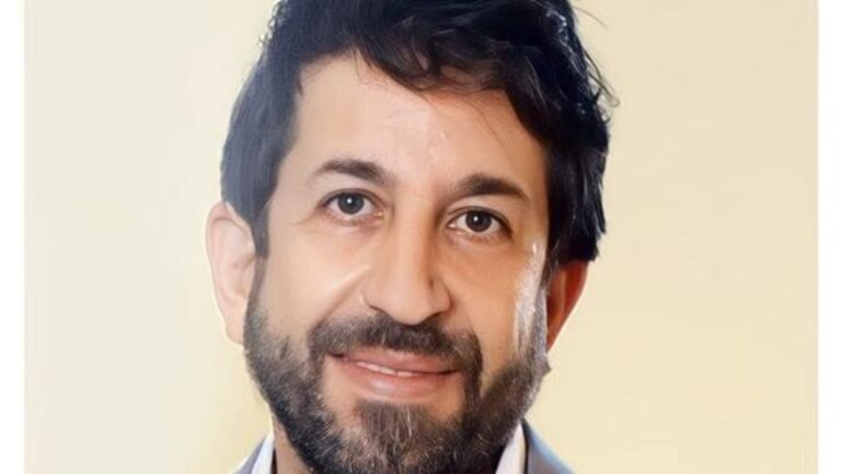 الدكتور فادي حاطوم بين أفضل 5 أطباء أطفال