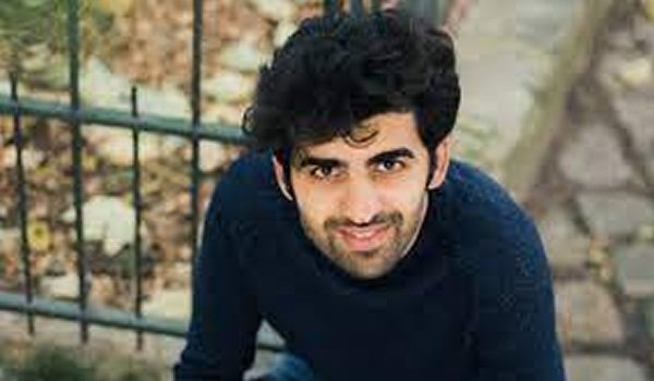 أسامة مهنا.. قائد جوقة وأوركسترا علّم نفسه بنفسه أسامة مهنا