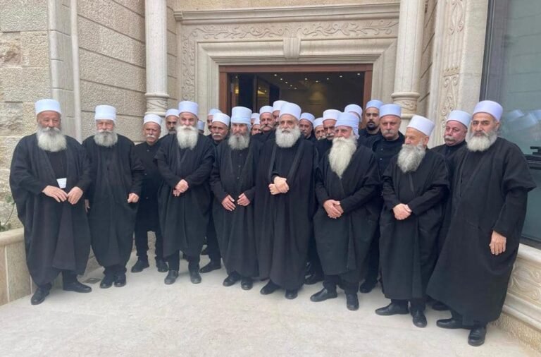 وفد من مشايخ جبل العرب يزور لبنان وفد من مشايخ جبل العرب يزور لبنان