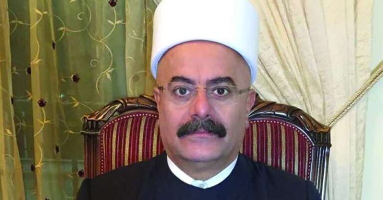 معتمد مشيخة العقل يعايد الكويت بالعيد الوطني معتمد مشيخة العقل يعايد الكويت بالعيد الوطني