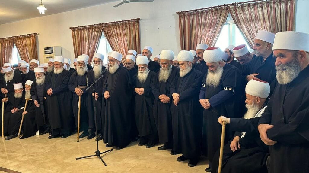شيخ العقل في لبنان جال في منطقة المناصف