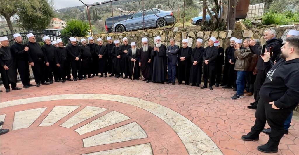 شيخ العقل في لبنان جال في منطقة المناصف