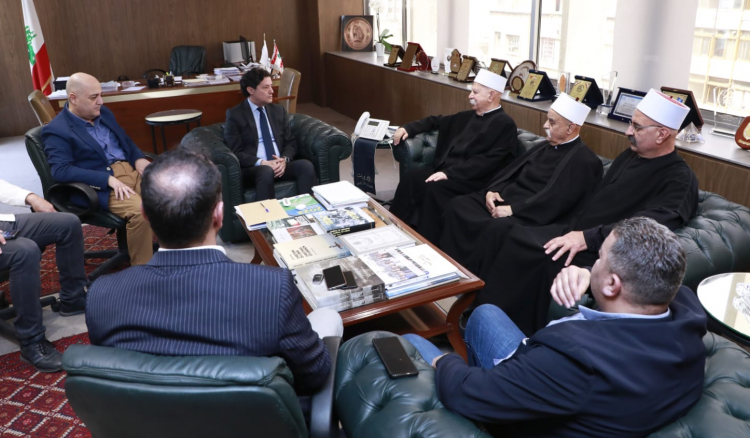 وفد من “العرفان التوحيدية” زار وزير الإعلام اللبناني وفد من العرفان زار وزير الاعلام