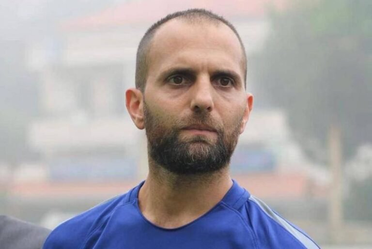 فادي الكاخي مدرِّباً لنادي شباب الساحل فادي الكاخي مدرِّباً لنادي شباب الساحل