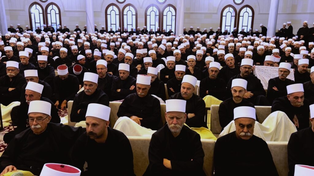 بالصور: الآلاف شاركوا بالزيارة السنوية لمقام النبي شعيب في حطين