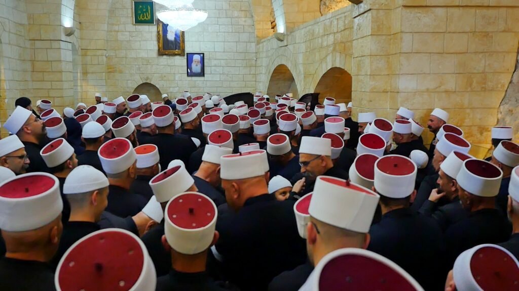 بالصور: الآلاف شاركوا بالزيارة السنوية لمقام النبي شعيب في حطين