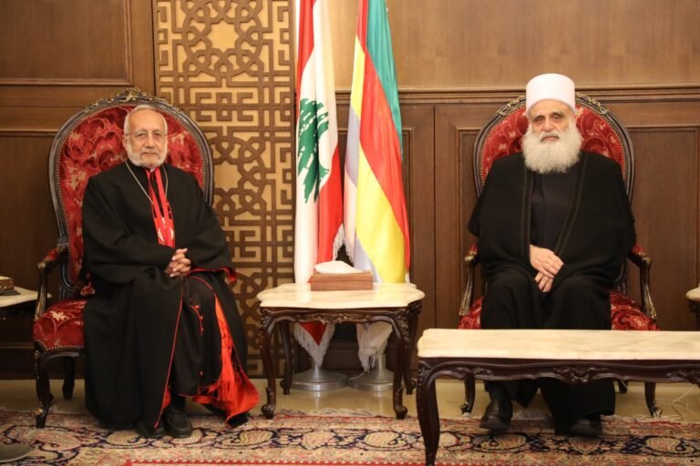 بطريرك الأرمن الكاثوليك ومنسقة الأمم المتحدة في دار الطائفة الدرزية في بيروت منسقة الأمم المتحدة