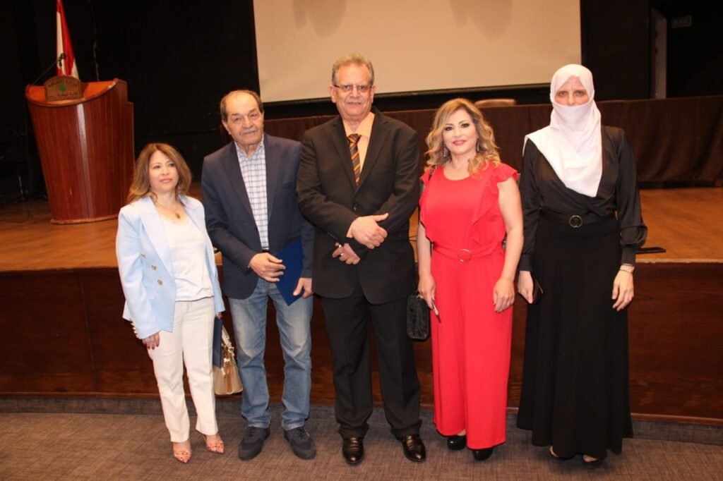 حفل توقيع كتاب تربية الابناء صناعة المجوهرات