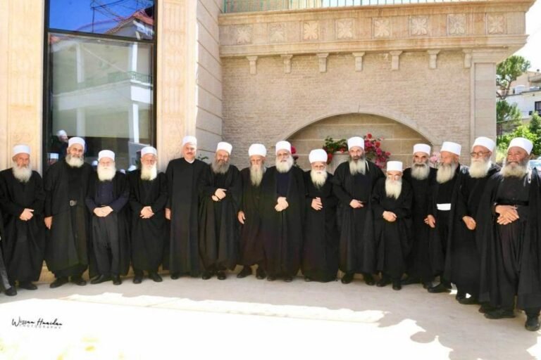 شيخ العقل في لبنان يتواصل مع رئيس الحكومة ووزير الداخلية.. ويهنئ قوى الامن بعيدها شيخ العقل