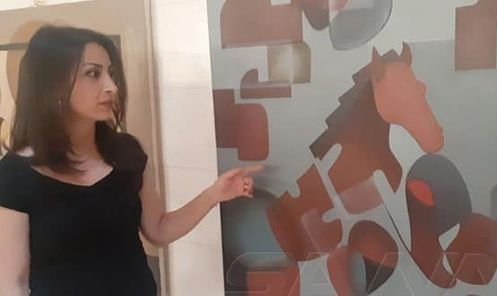 رينيه نصر… موهبة تشكيلية شابة تبحر نحو التعبيرية الرمزية بالفن رينيه نصر