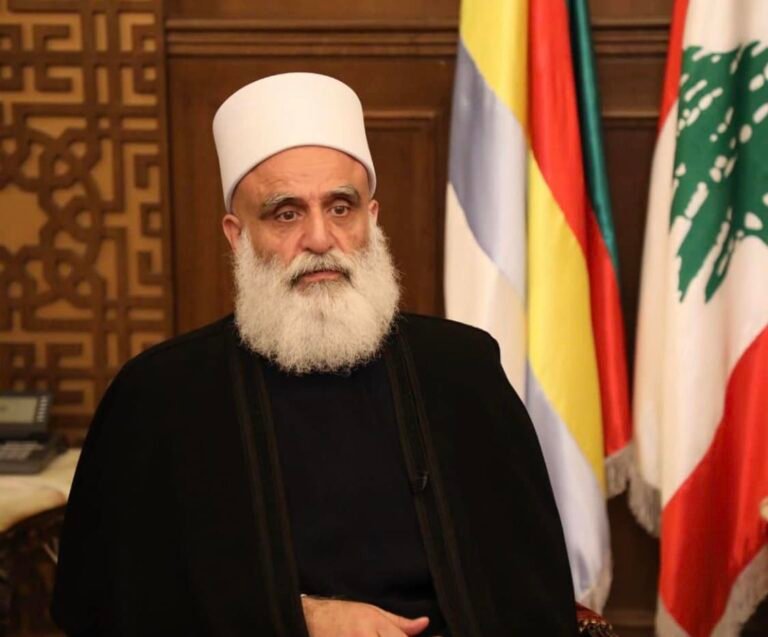 شيخ العقل في وفاة مكارم: افتخرنا به في ميادين العطاء والمواقف شيخ العقل في وفاة مكارم: افتخرنا به في ميادين العطاء والمواقف
