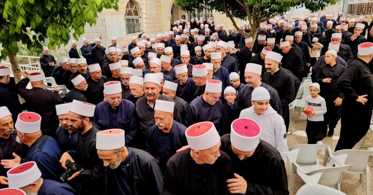 الطّائفة الدّرزيّة أحيت مراسم زيارة مقام سيّدنا بهاء الدين في بيت جن الطّائفة الدّرزيّة أحيت مراسم زيارة مقام سيّدنا بهاء الدين في بيت جن