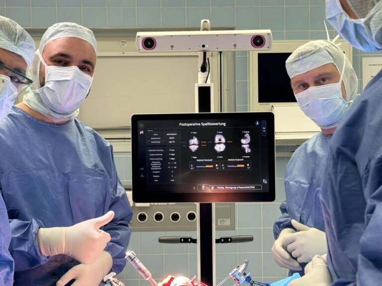 ثورة في عالم الطب… وبصمة للدكتور خلدون بحمد في ألمانيا ثورة في عالم الطب... وبصمة للدكتور خلدون بحمد في ألمانيا